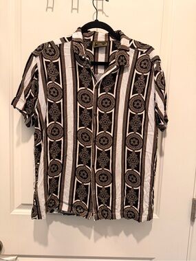 Casa Moda Couture Baroque Greek Key Print Short Sleeve Button Down Shirt Size M